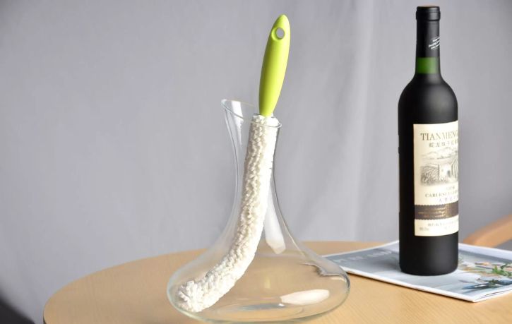 Pak Mane Soft-Bristle Multi-Purpose Brush